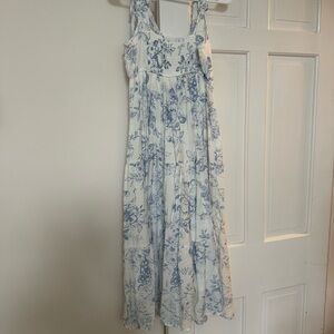 Blu Pepper White and Blue Floral Maxi Dress